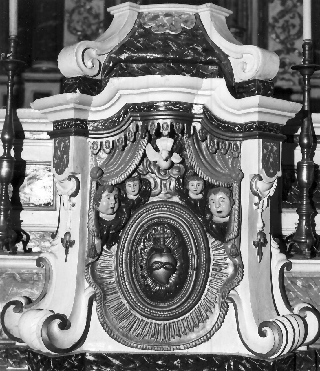 tabernacolo, elemento d'insieme di Pignataro (inizio sec. XX)