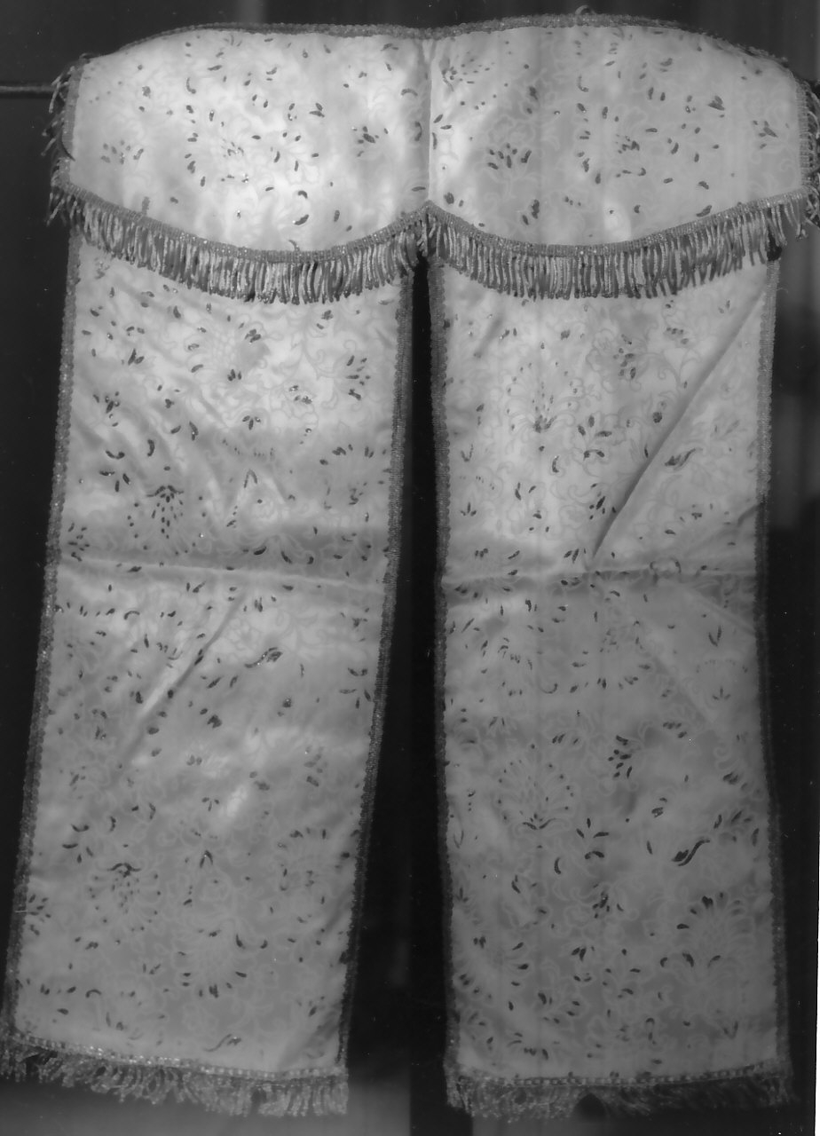 conopeo di tabernacolo, opera isolata - manifattura calabrese (inizio sec. XX)