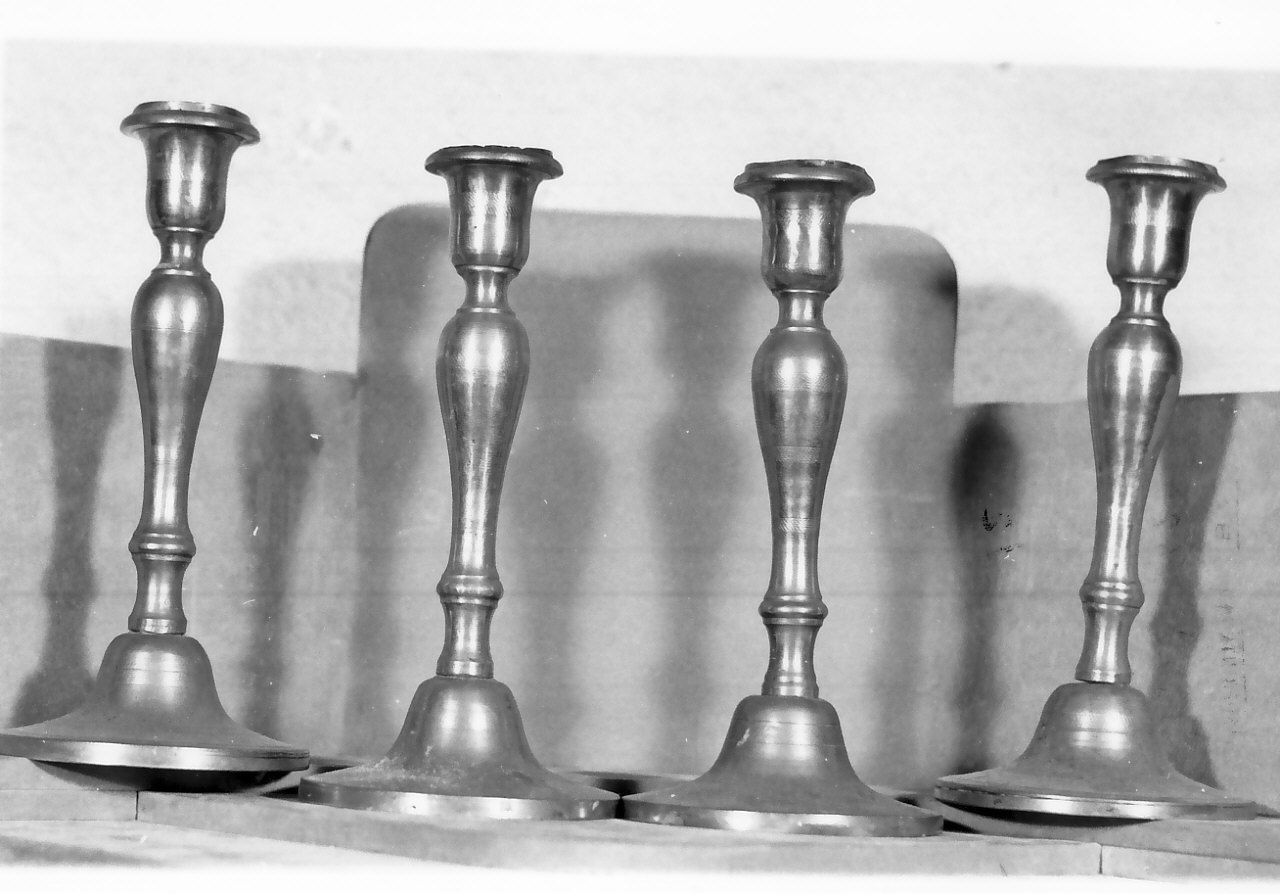 candelabro, serie - bottega calabrese (inizio sec. XX)