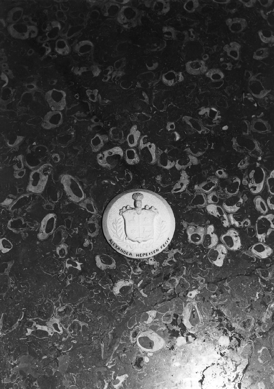 stemma gentilizio (decorazione plastica) di Hepeisen Alexander (sec. XIX)