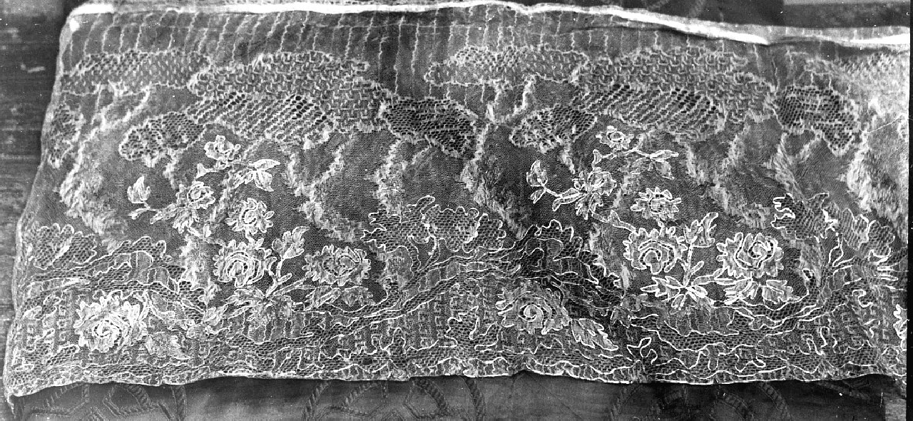 tovaglia d'altare - manifattura calabrese (sec. XIX)