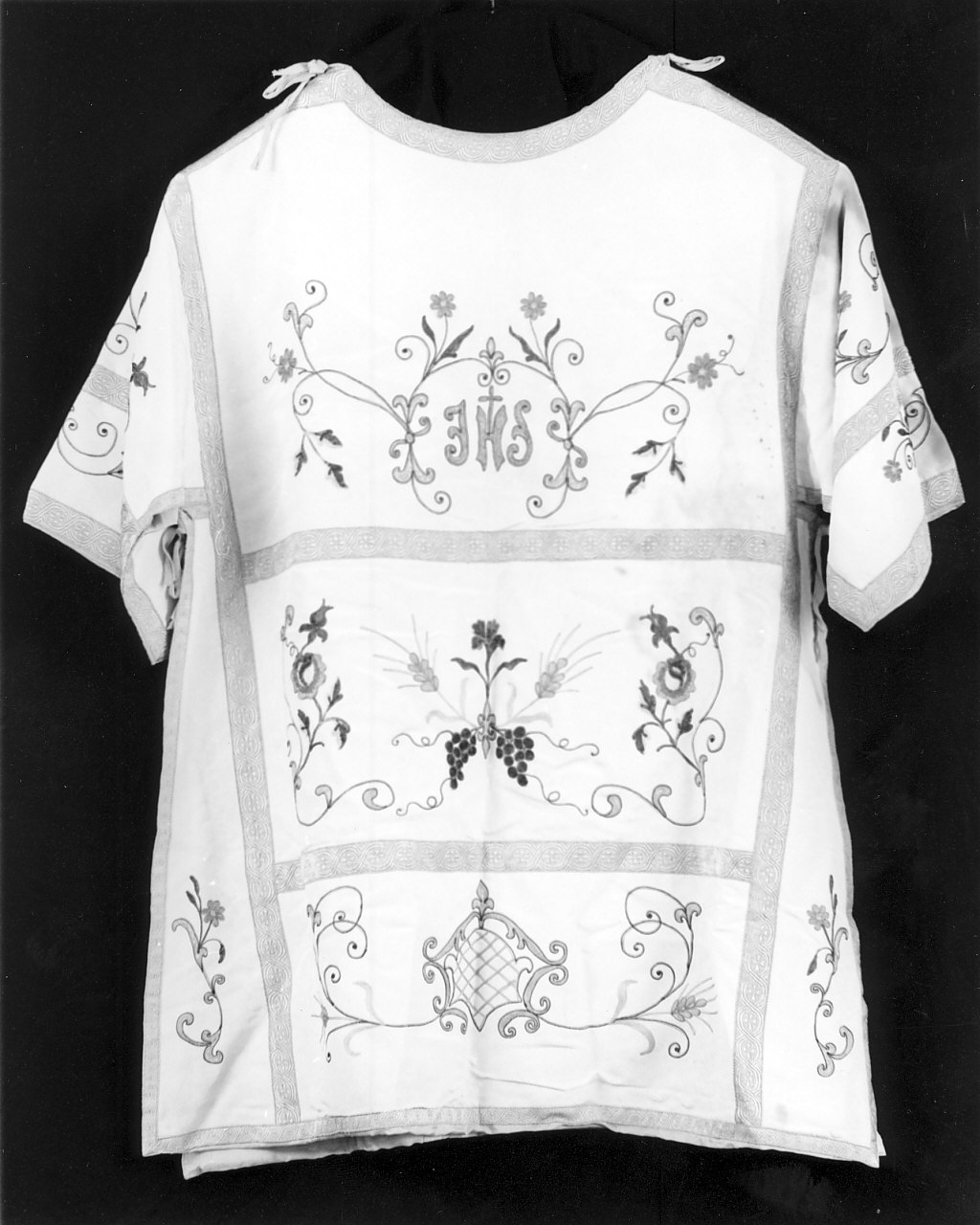 tunicella, opera isolata - manifattura calabrese (fine sec. XIX)