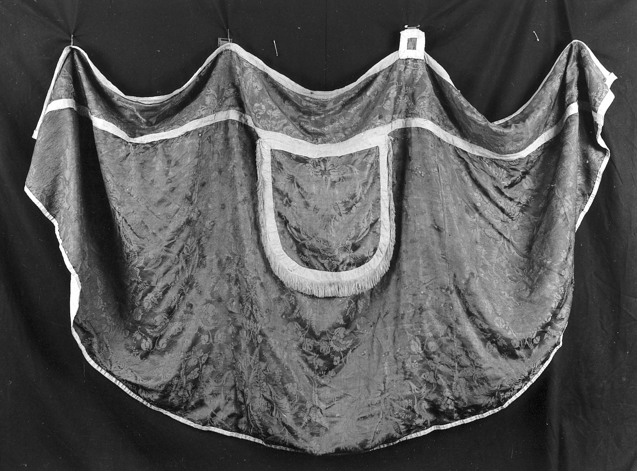 piviale, opera isolata - manifattura calabrese (fine sec. XIX)