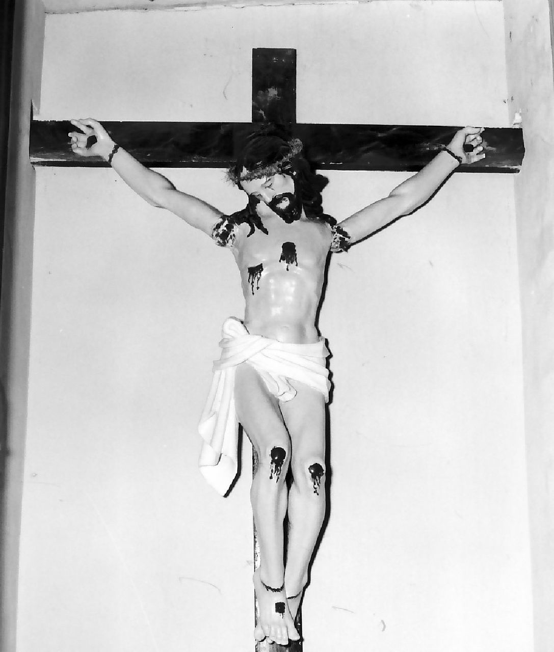 crocifisso, opera isolata - bottega Italia meridionale (sec. XIX)