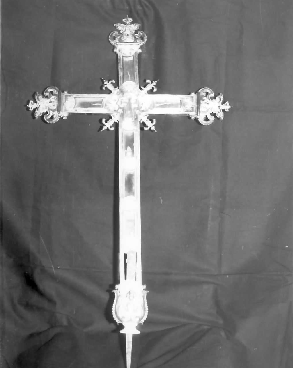 croce, opera isolata - bottega calabrese (sec. XVII)
