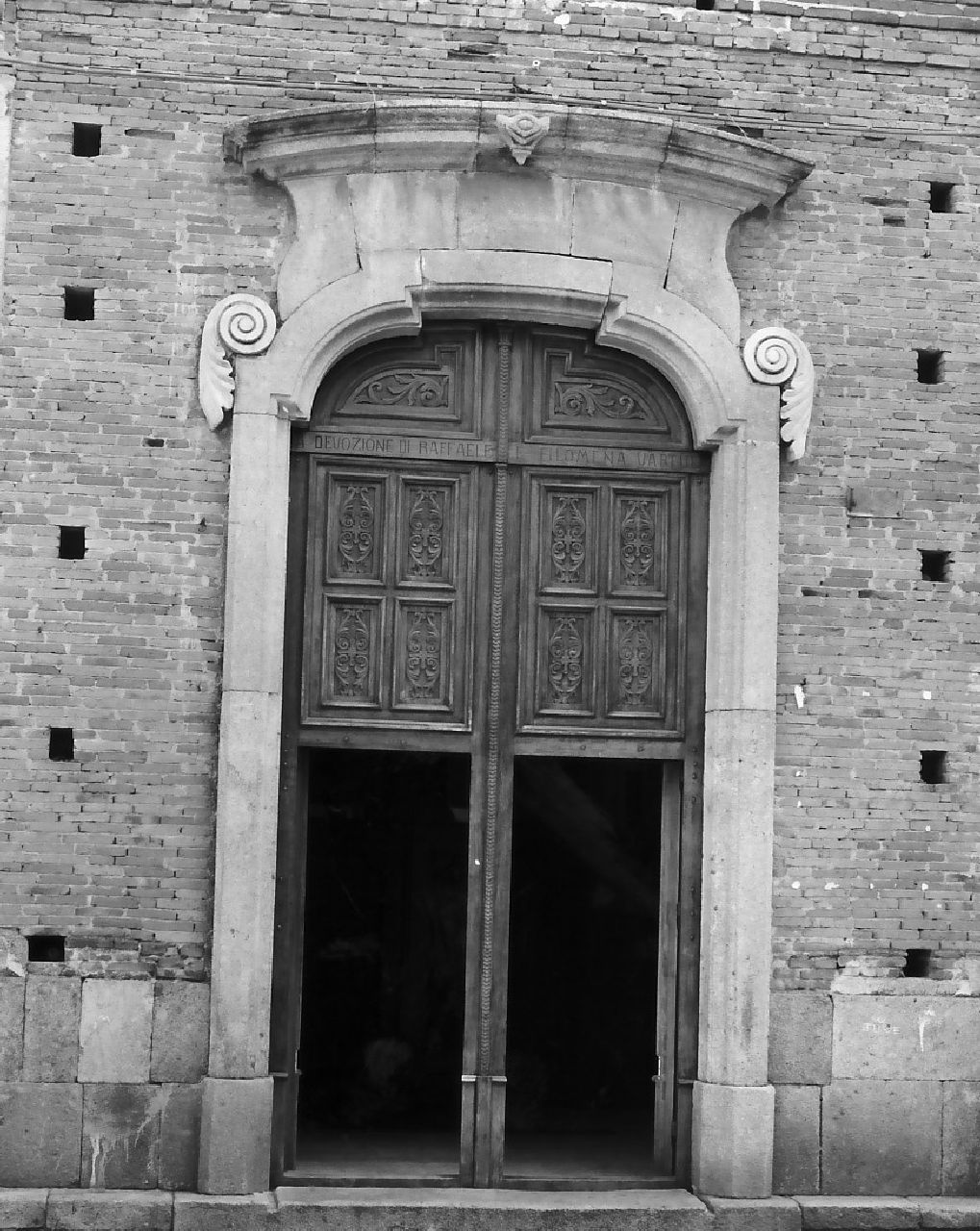 portale, opera isolata - bottega Italia meridionale (fine sec. XVIII)