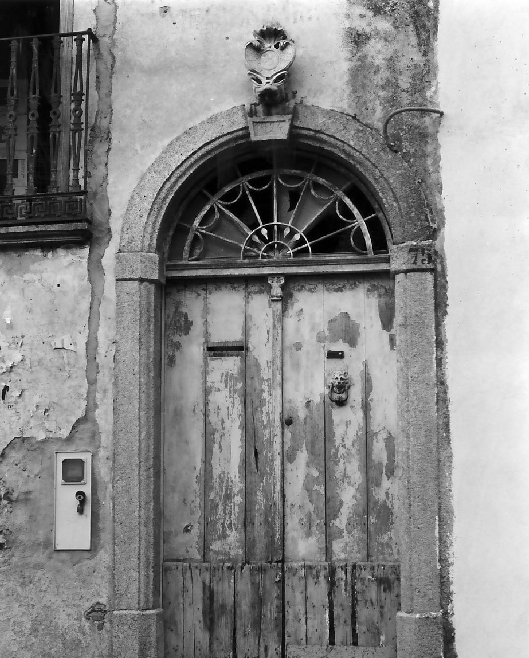 portale, opera isolata - bottega Italia meridionale (sec. XX)