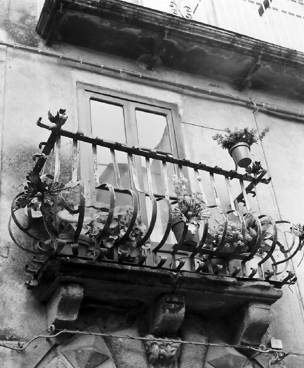 ringhiera di balcone, opera isolata - bottega Italia meridionale (sec. XVIII)