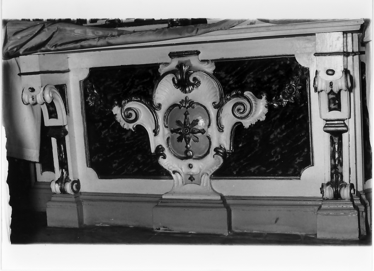 paliotto, opera isolata - bottega serrese (sec. XVIII)