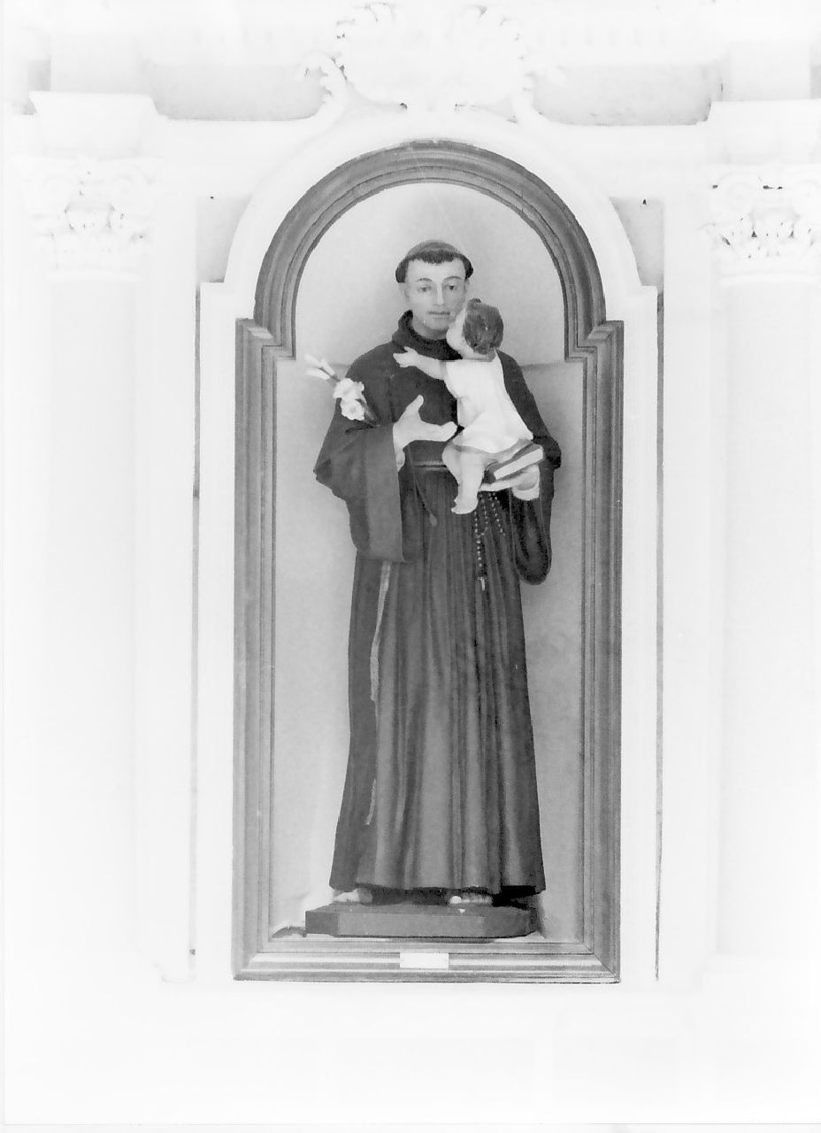 Sant'Antonio da Padova con il bambino (statua, opera isolata) - bottega Italia meridionale (sec. XIX)