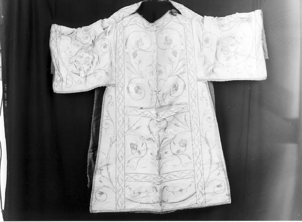 dalmatica, serie - manifattura calabrese (sec. XIX)