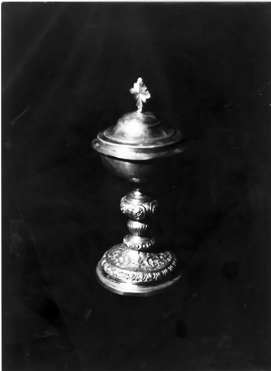 pisside, opera isolata - bottega Italia meridionale (sec. XIX)