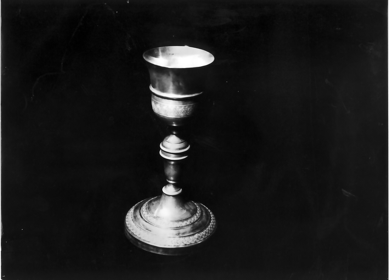 calice - bottega Italia meridionale (sec. XIX)