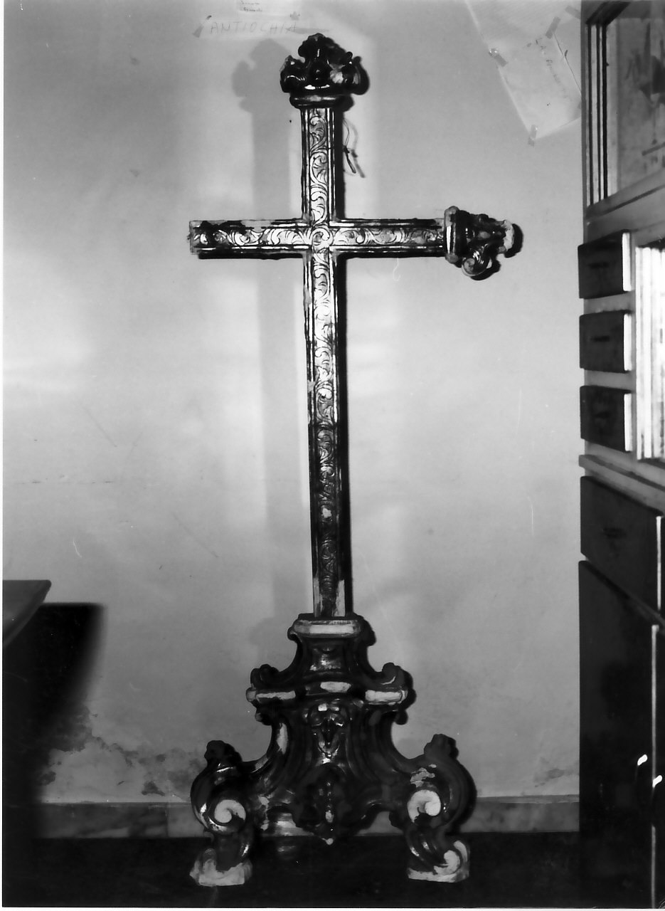 croce - bottega Italia meridionale (sec. XIX)