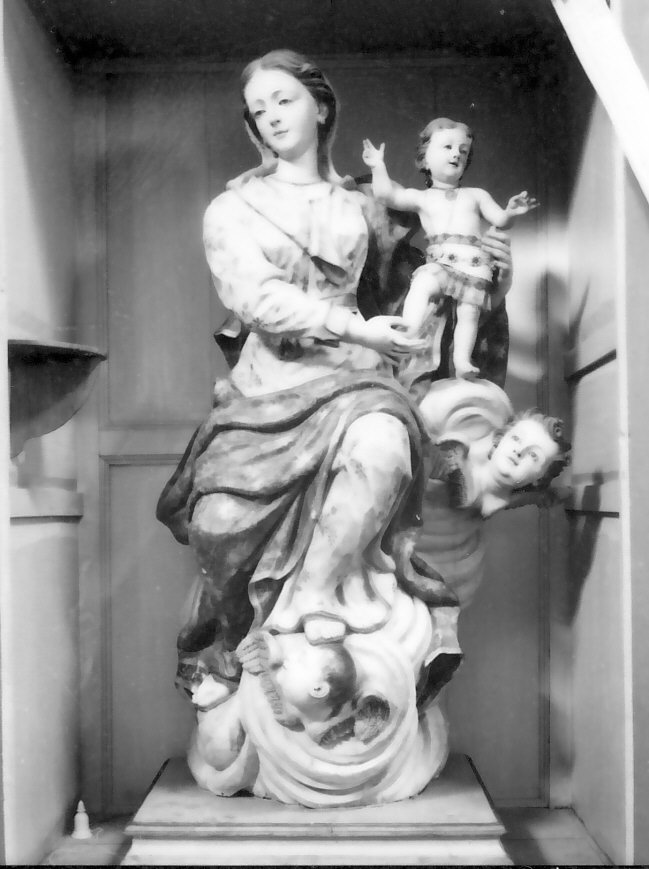 Maria Santissima la cattolica (statua, opera isolata) di De Lorenzo Domenico (sec. XVIII)