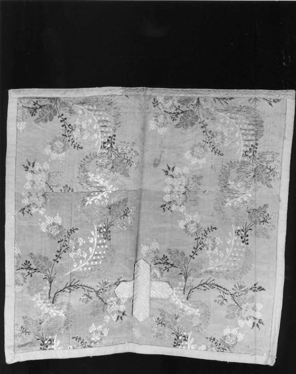 velo di calice - manifattura calabrese (prima metà sec. XX)