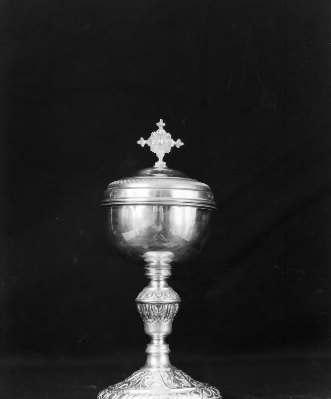 pisside di Esposito G (sec. XX)