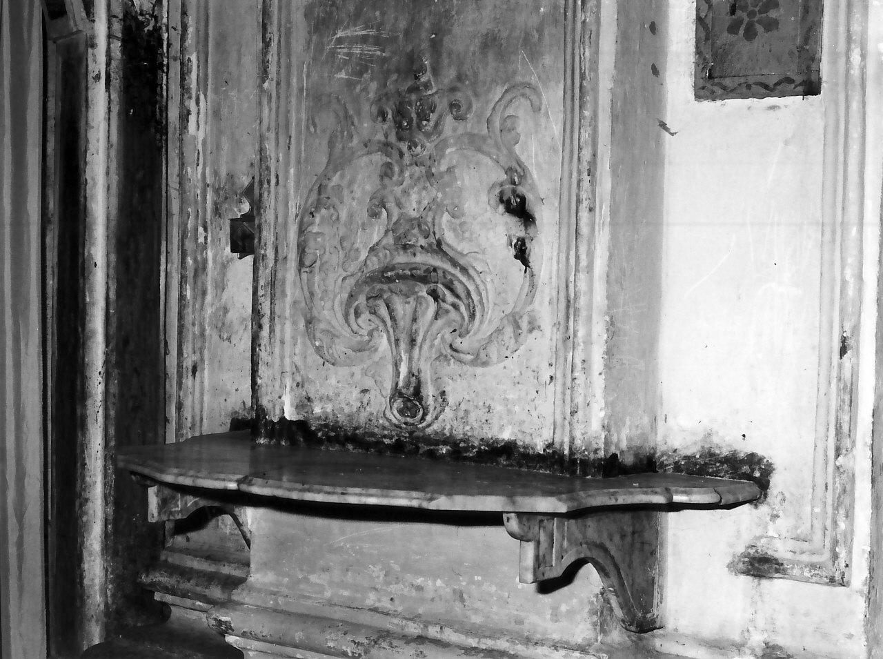 mensola, opera isolata - bottega calabrese (fine/inizio secc. XVIII/ XIX)