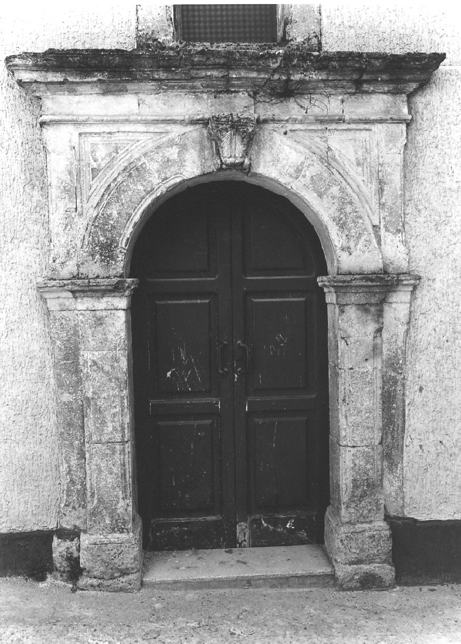 portale, opera isolata - bottega calabrese (sec. XVII)