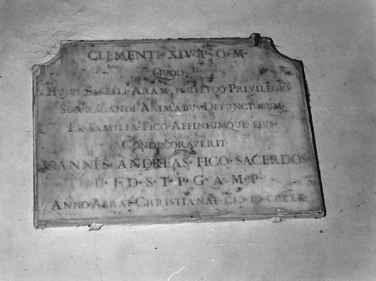 lapide celebrativa, opera isolata - bottega calabrese (sec. XVIII)