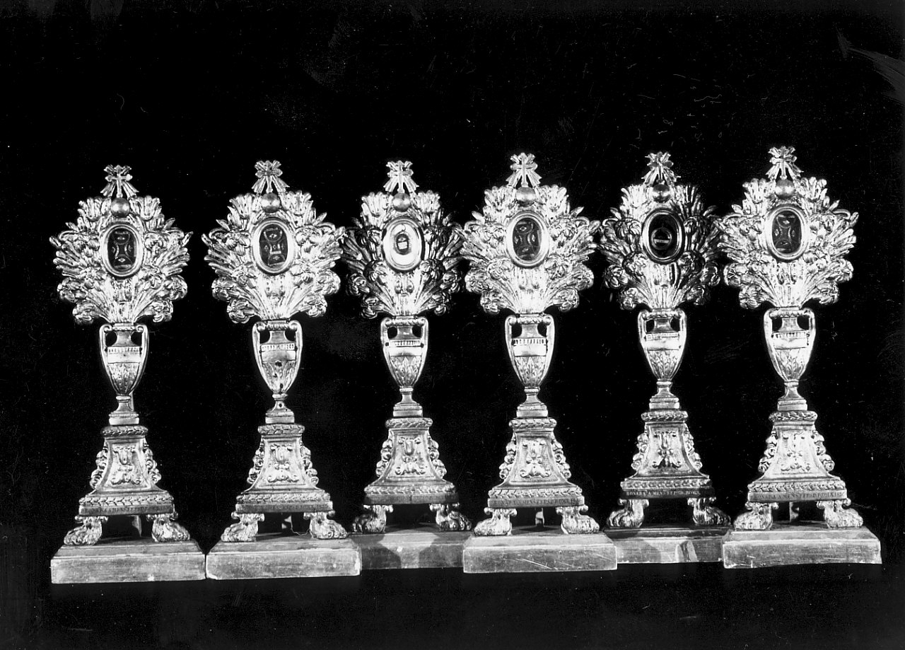 reliquiario, serie - bottega Italia meridionale (sec. XIX)