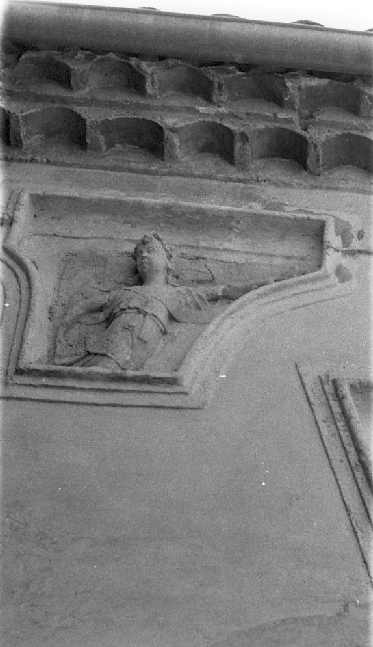 angelo (rilievo, opera isolata) - bottega Italia meridionale (sec. XVI)