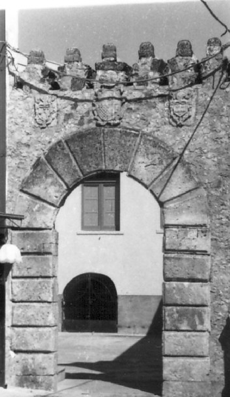 porta, opera isolata - bottega calabrese (seconda metà sec. XVI)