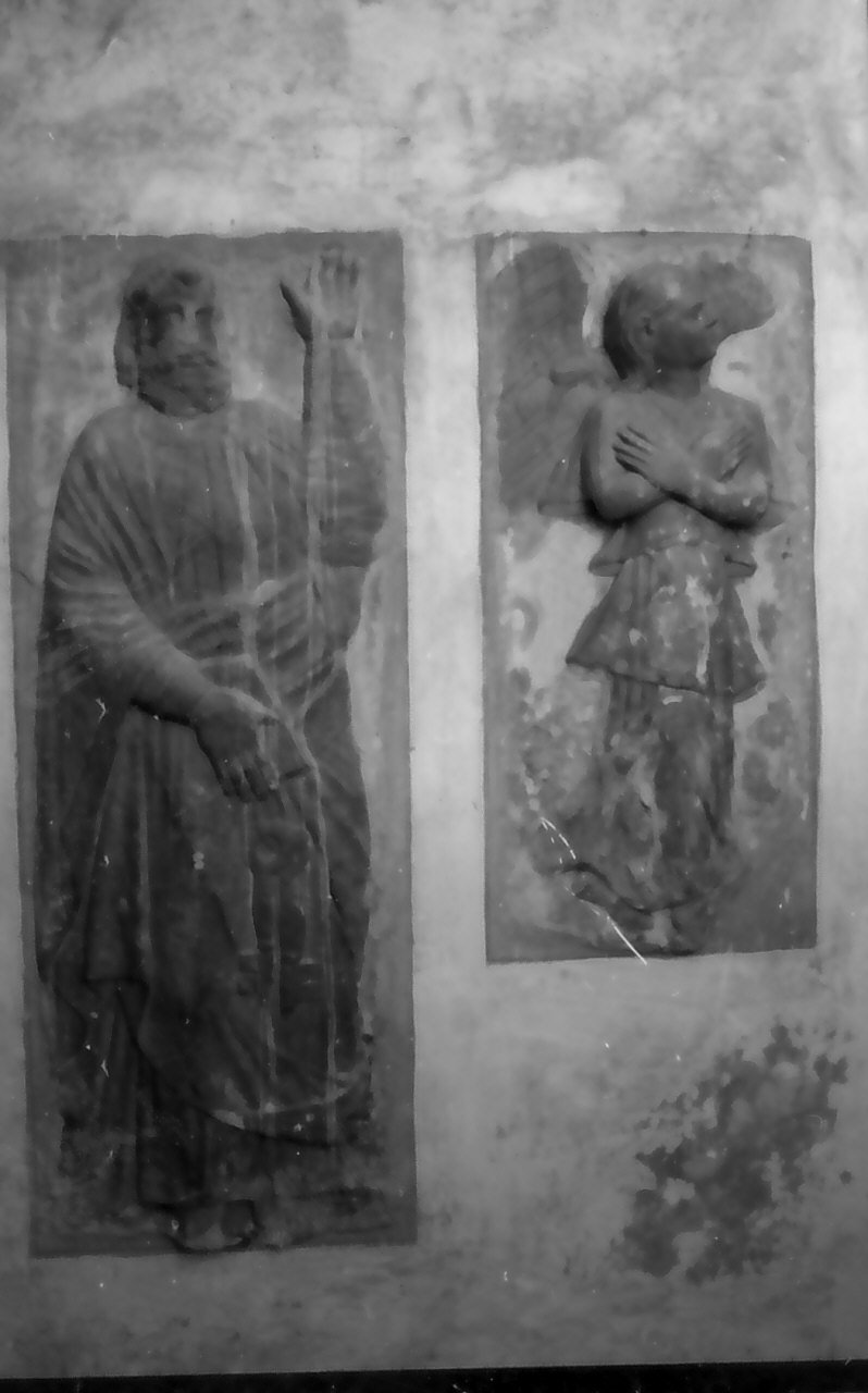 Santo (rilievo, serie) - bottega lombarda (fine/inizio secc. XV/ XVI)