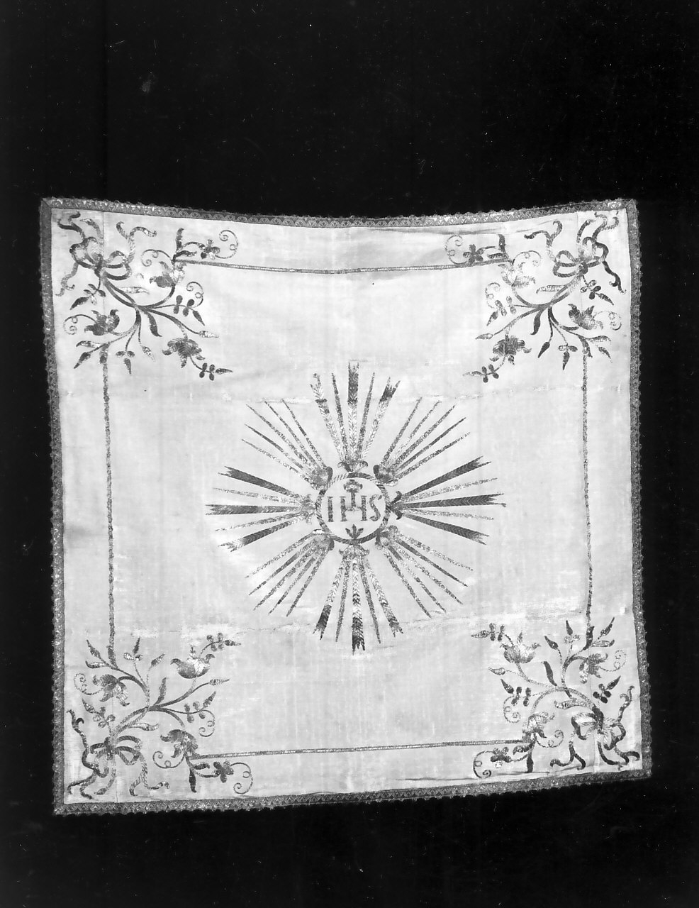 velo omerale, elemento d'insieme - manifattura Italia meridionale (sec. XVIII)