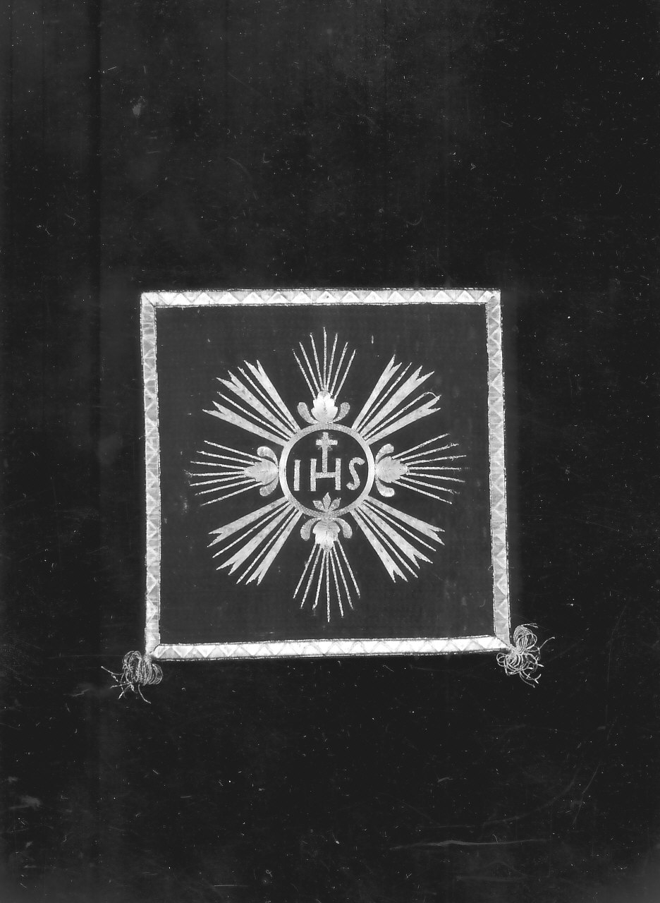 borsa del corporale, elemento d'insieme - manifattura napoletana (sec. XVIII)