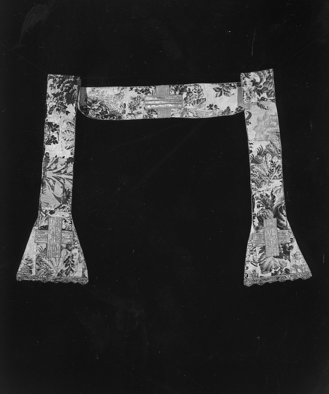 paramento liturgico - in terzo, insieme - manifattura Italia meridionale (metà sec. XVIII)