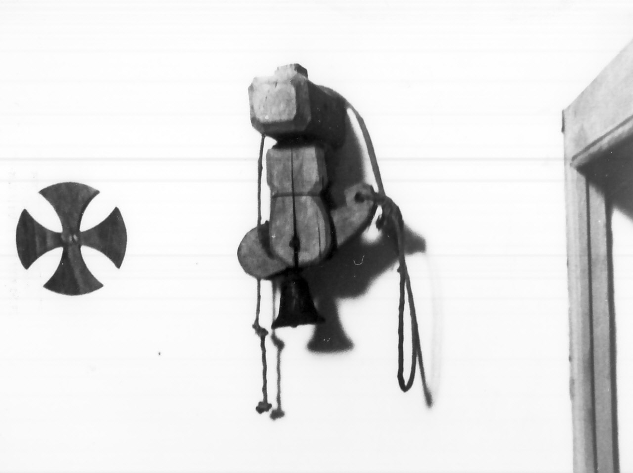 campana, opera isolata - bottega Italia meridionale (sec. XX)