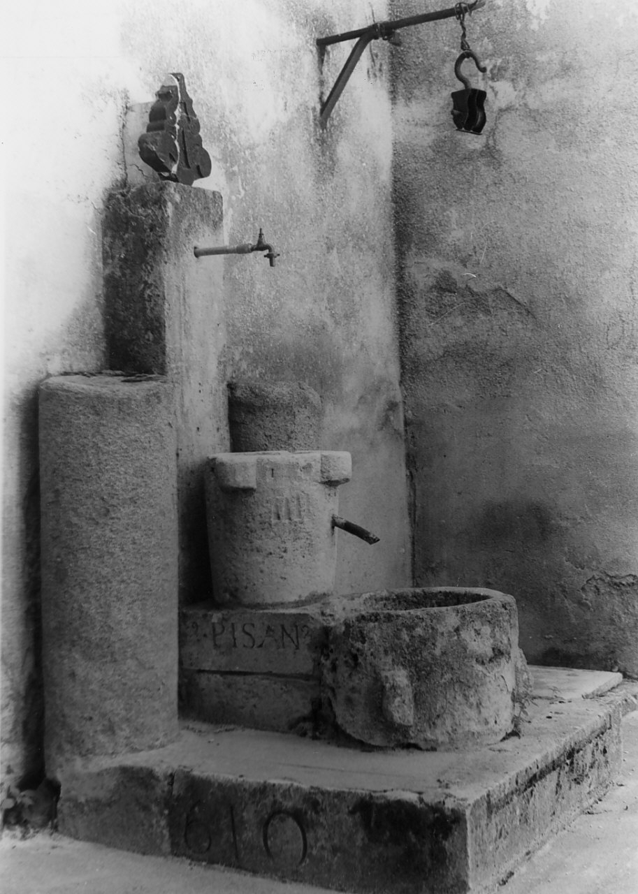 fontana, opera isolata - bottega calabrese (sec. XIX)