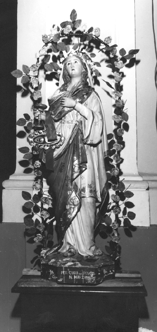 Santa Lucia (scultura, opera isolata) di Malecore Giovanni (prima metà sec. XX)