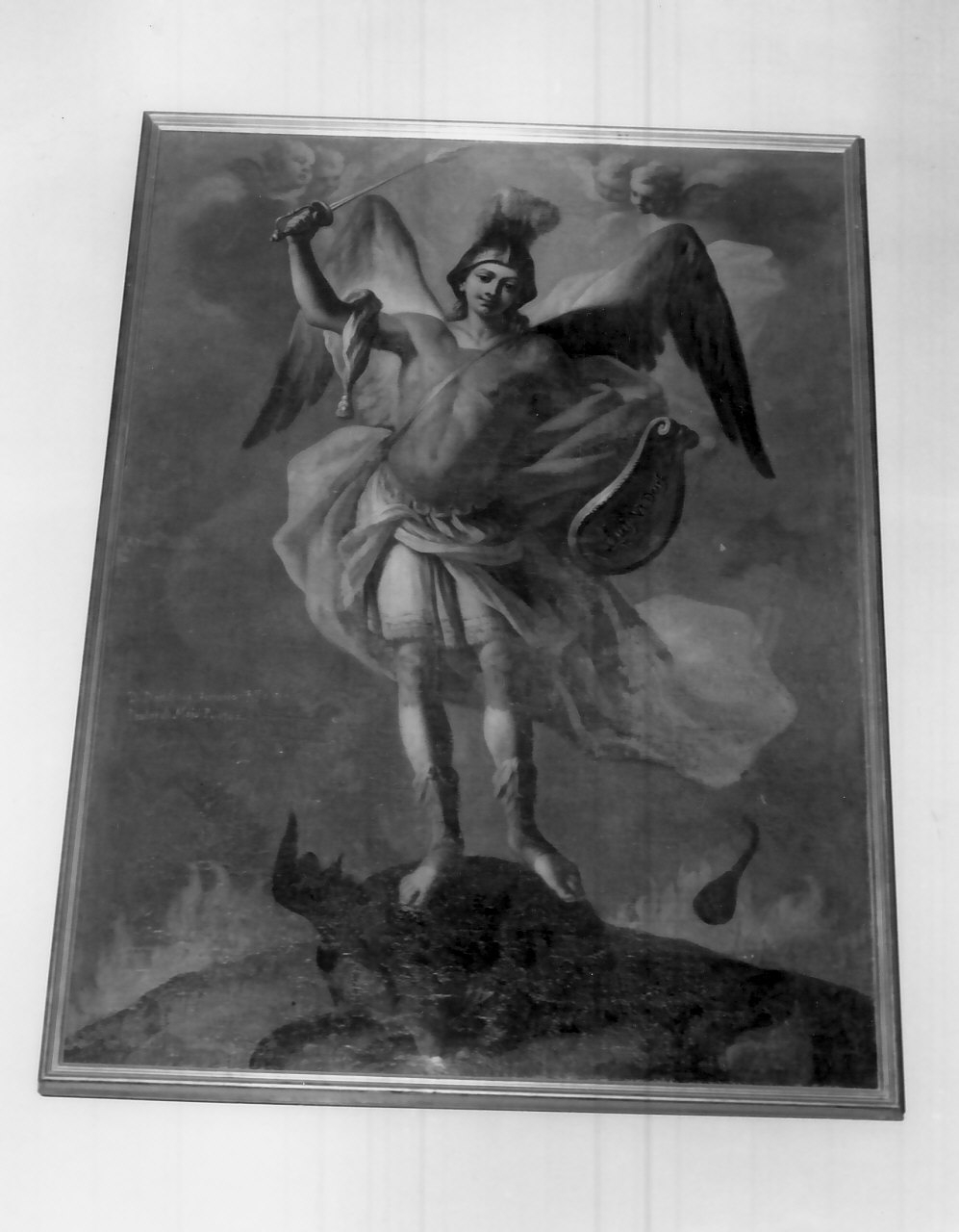San Michele Arcangelo combatte il drago (dipinto, opera isolata) di De Majo Paolo (sec. XVIII)