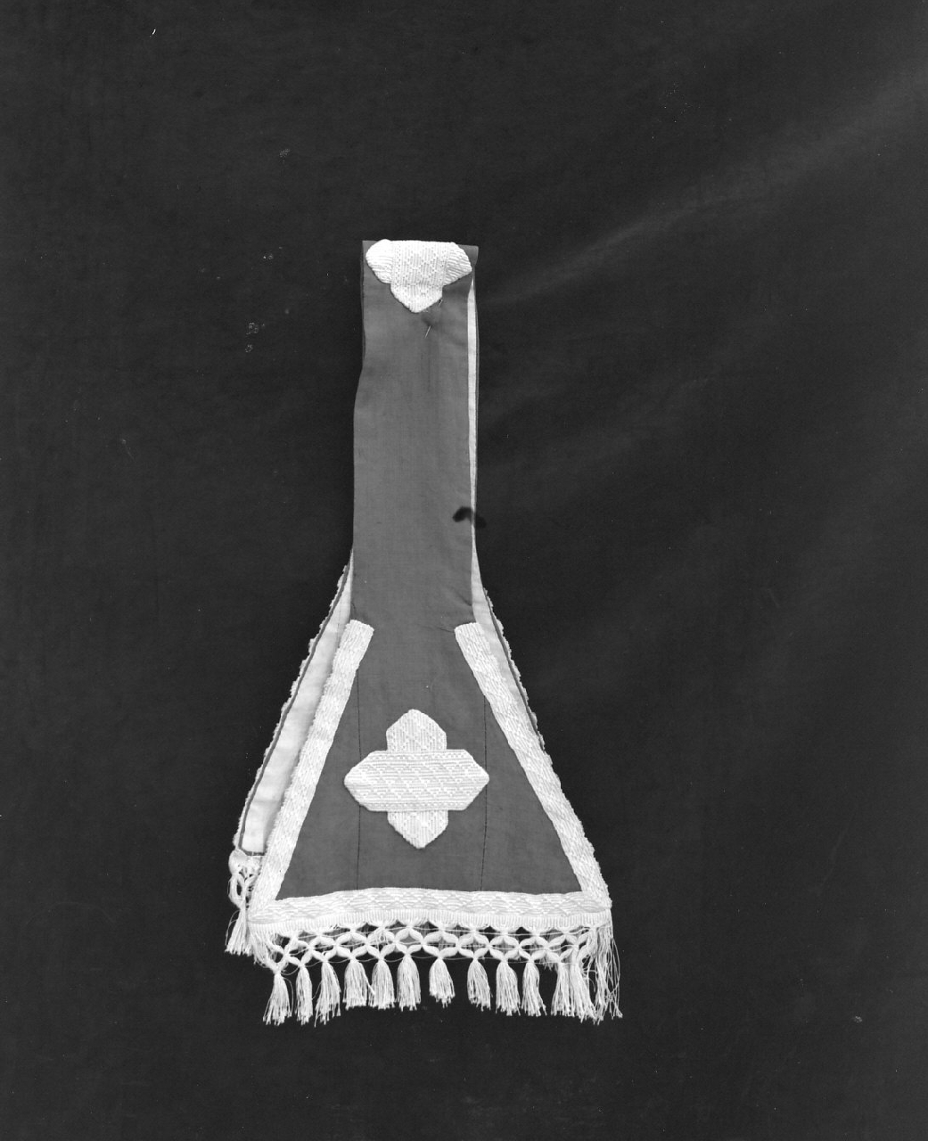 stola, serie - manifattura calabrese (sec. XX)