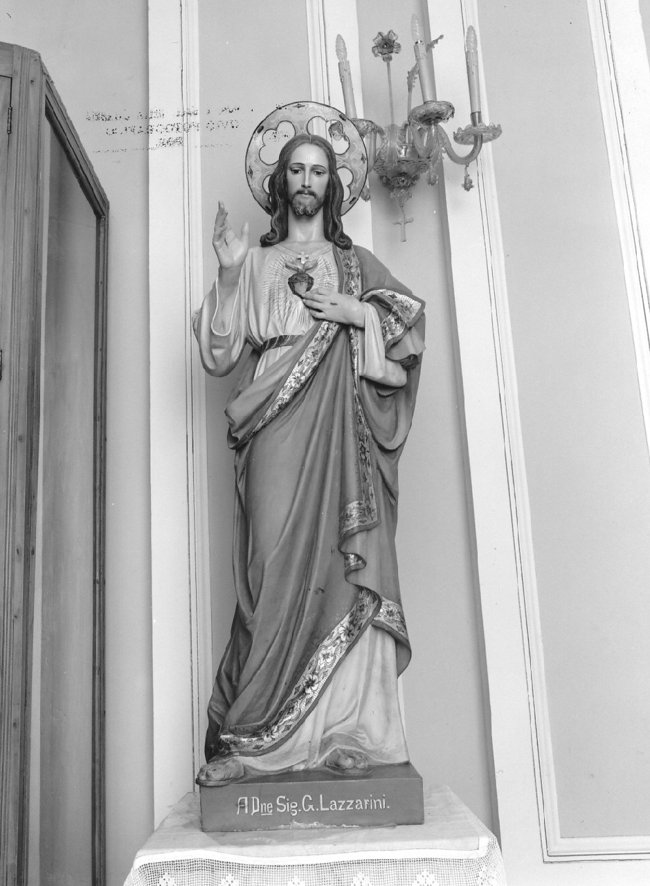 Sacro Cuore di Gesù (statua, opera isolata) - bottega trentina (inizio sec. XX)