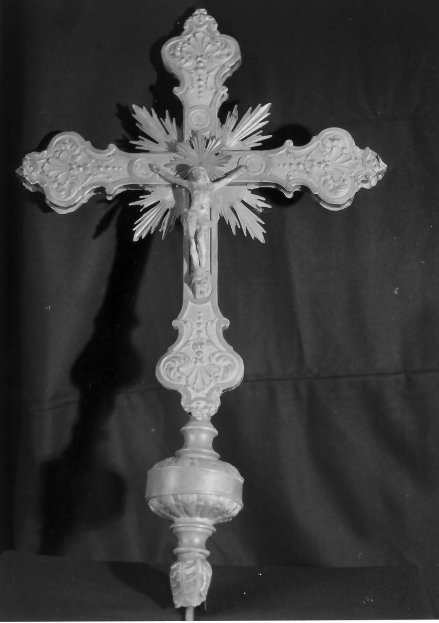 croce processionale, opera isolata - bottega Italia meridionale (seconda metà sec. XIX)