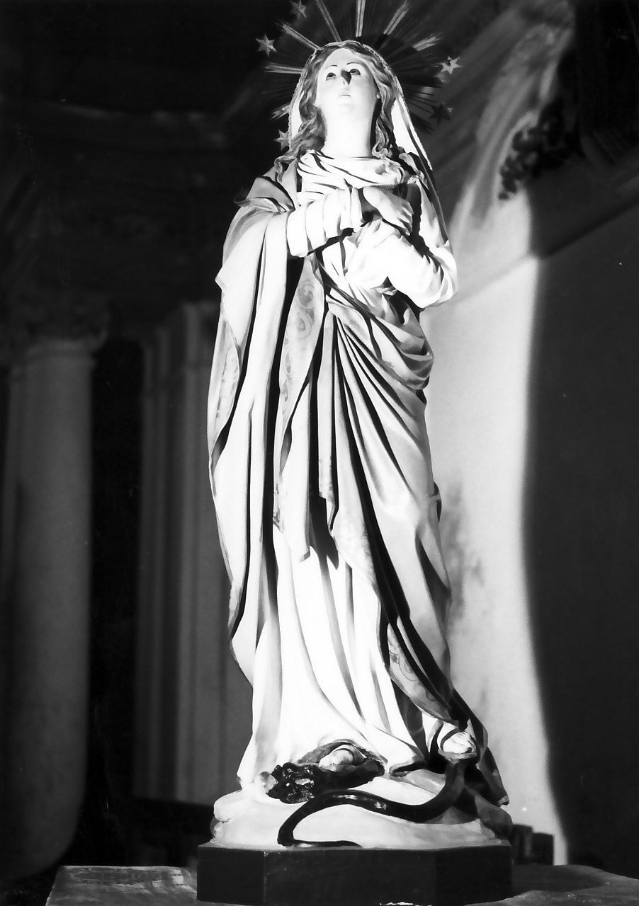 Immacolata Concezione (statua, opera isolata) - bottega Italia meridionale (fine sec. XIX)
