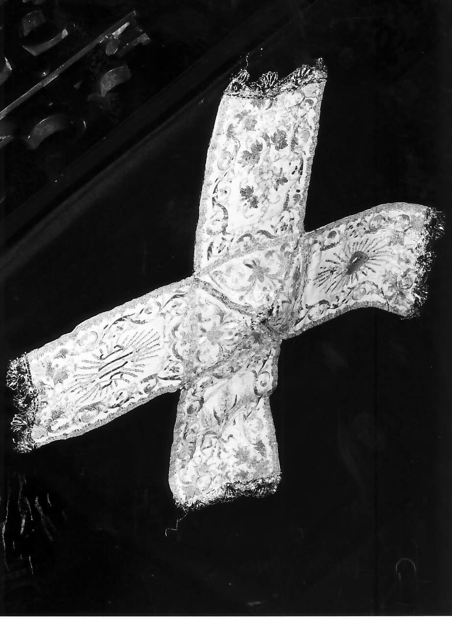 conopeo di pisside - manifattura calabrese (sec. XIX)