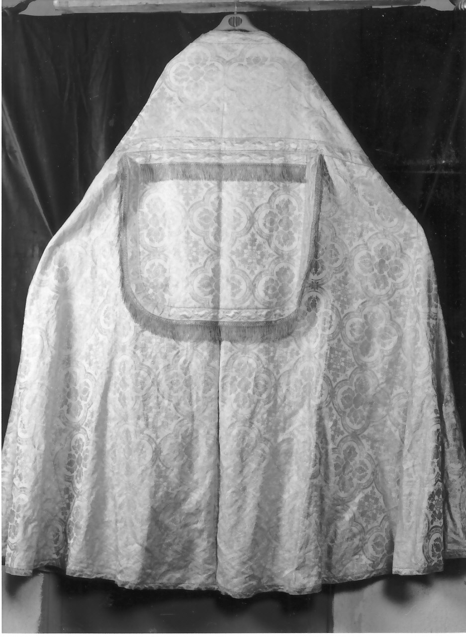 piviale, opera isolata - manifattura calabrese (sec. XIX)