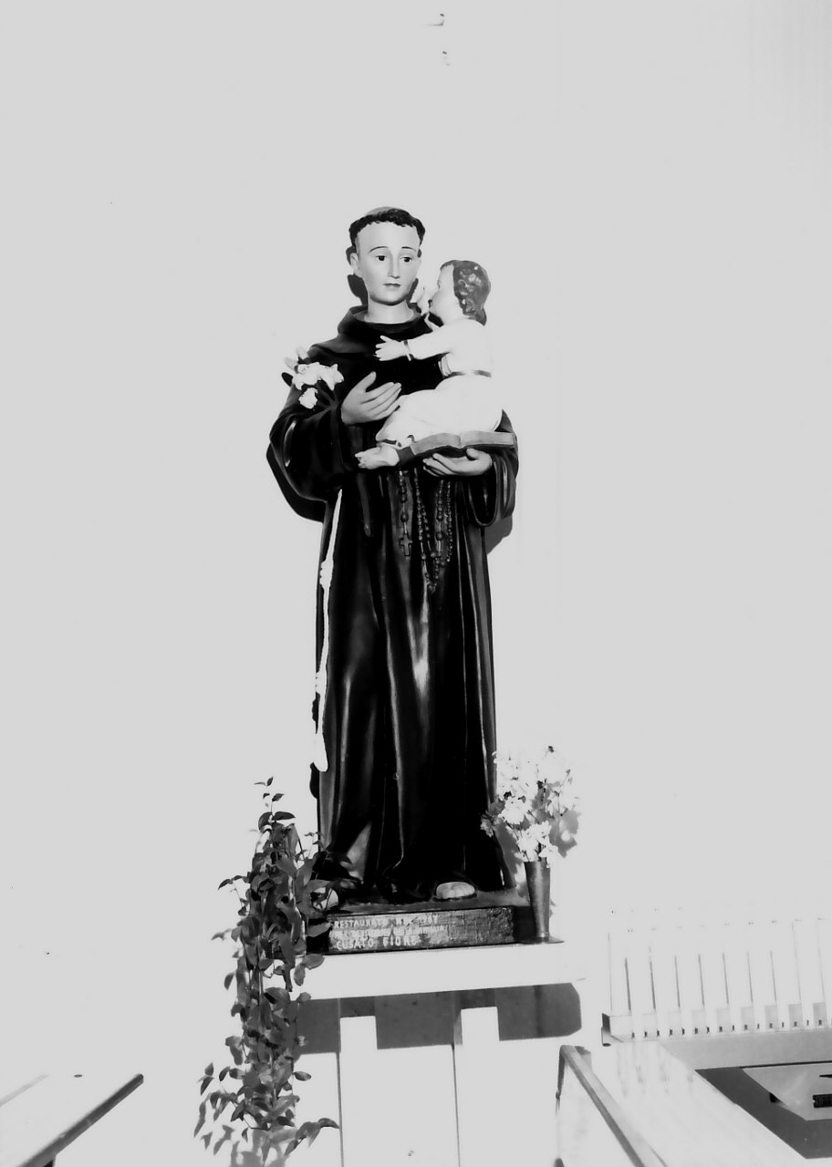 Sant'Antonio da Padova con il bambino (statua, opera isolata) - bottega Italia meridionale (prima metà sec. XX)