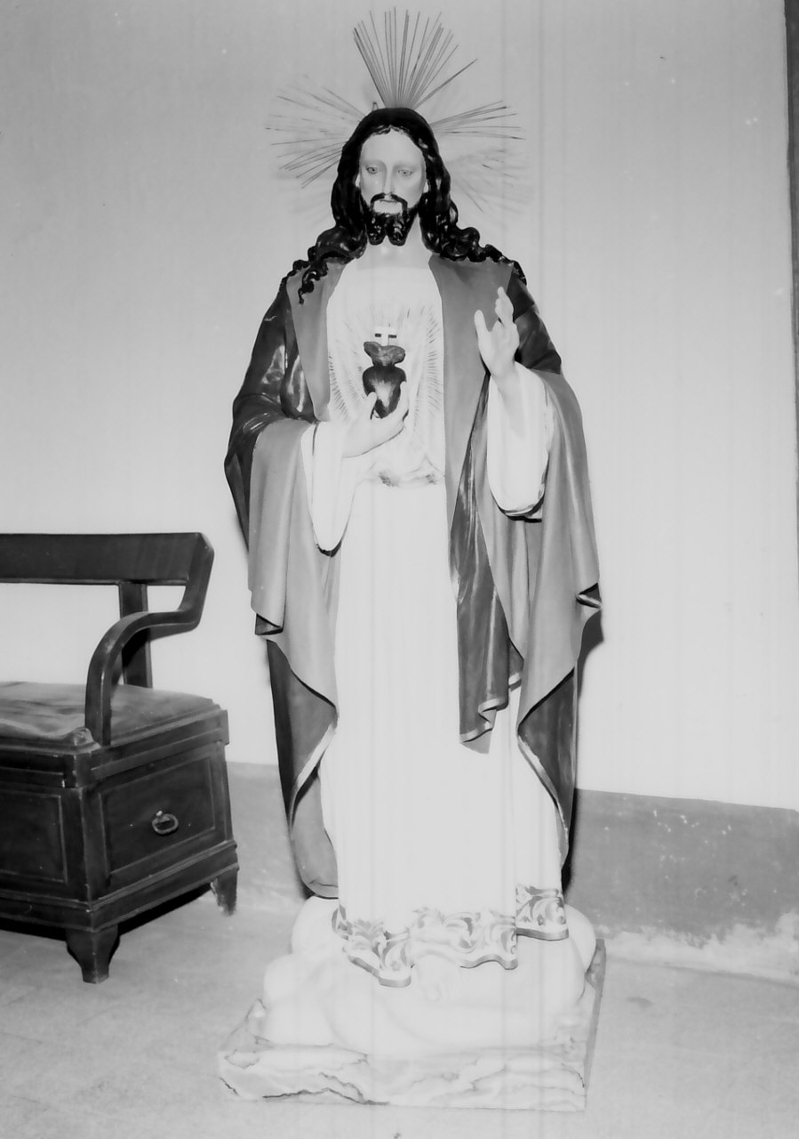 Sacro Cuore di Gesù (statua, opera isolata) di Bottega Giancone (prima metà sec. XX)
