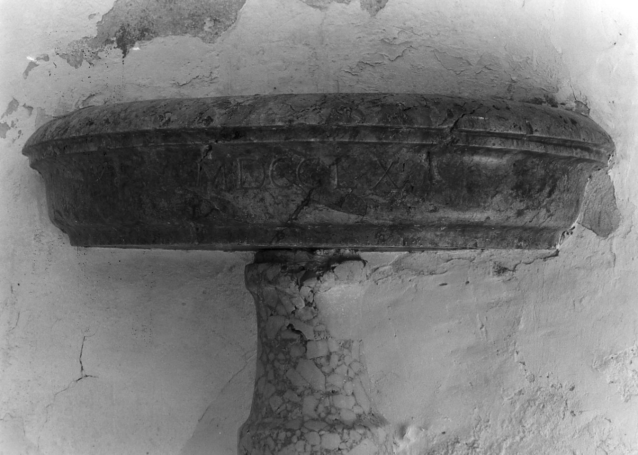 acquasantiera pensile, opera isolata - bottega calabrese (sec. XVIII)