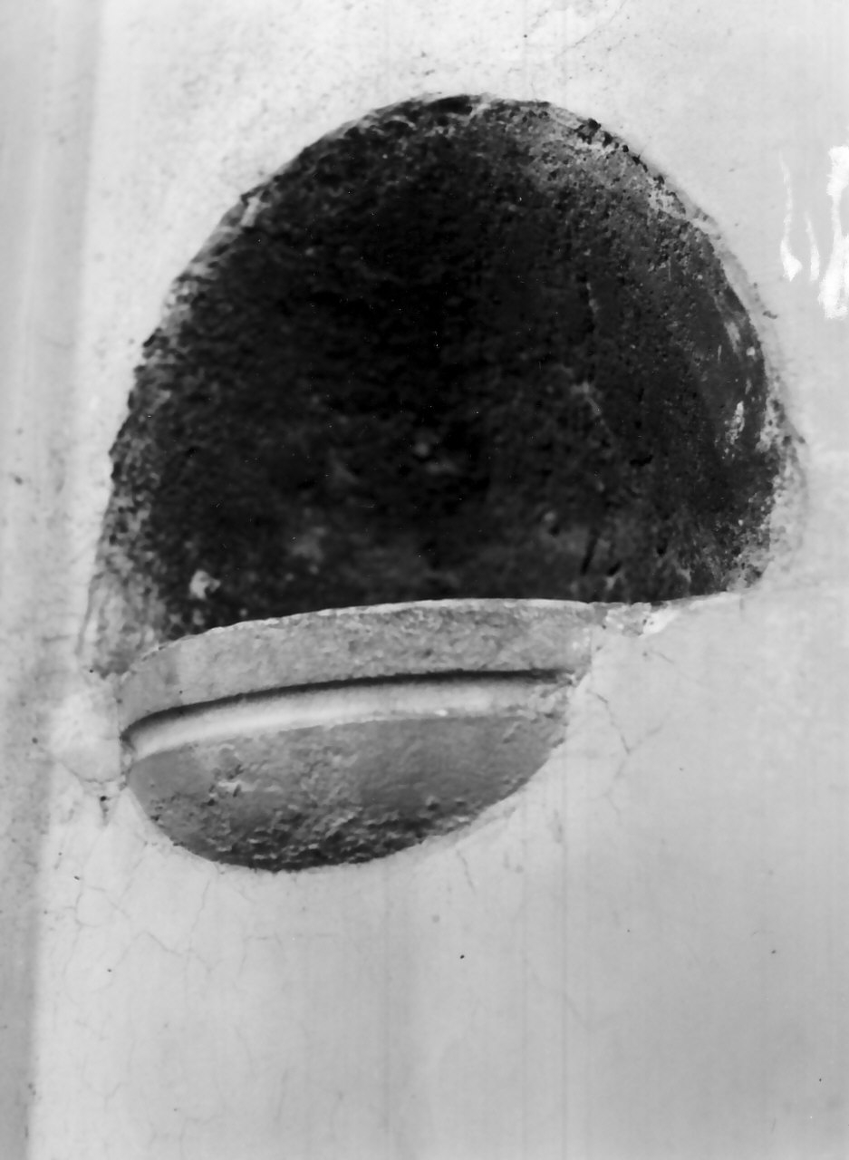 acquasantiera pensile, opera isolata - bottega calabrese (sec. XIX)