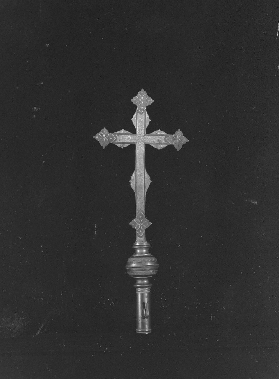 asta di croce processionale, frammento - bottega Italia meridionale (inizio sec. XX)