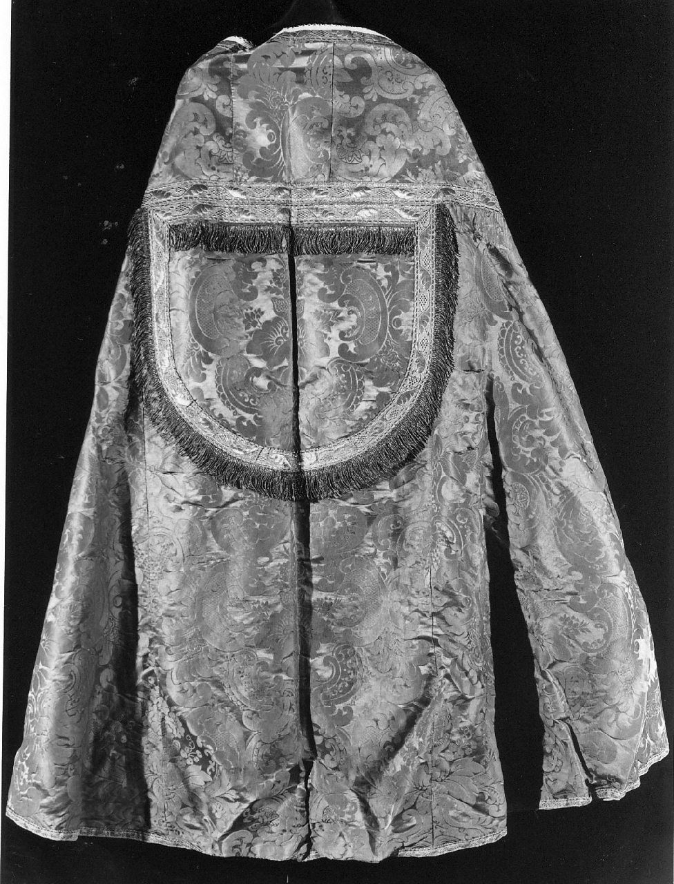 piviale, opera isolata - manifattura calabrese (inizio sec. XIX)