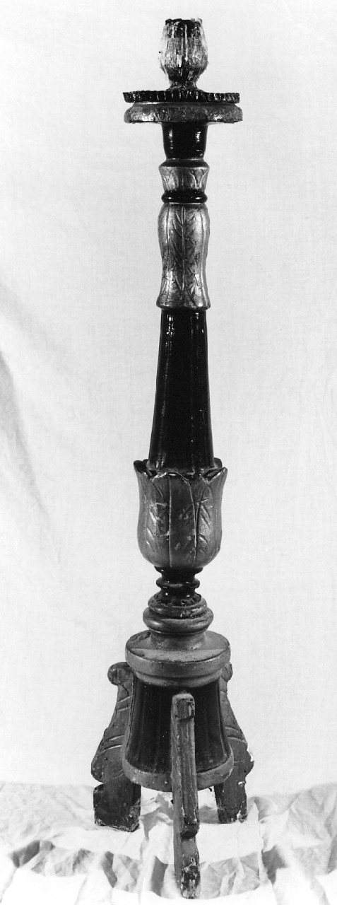base per il cero pasquale, serie - bottega Italia meridionale (sec. XIX)