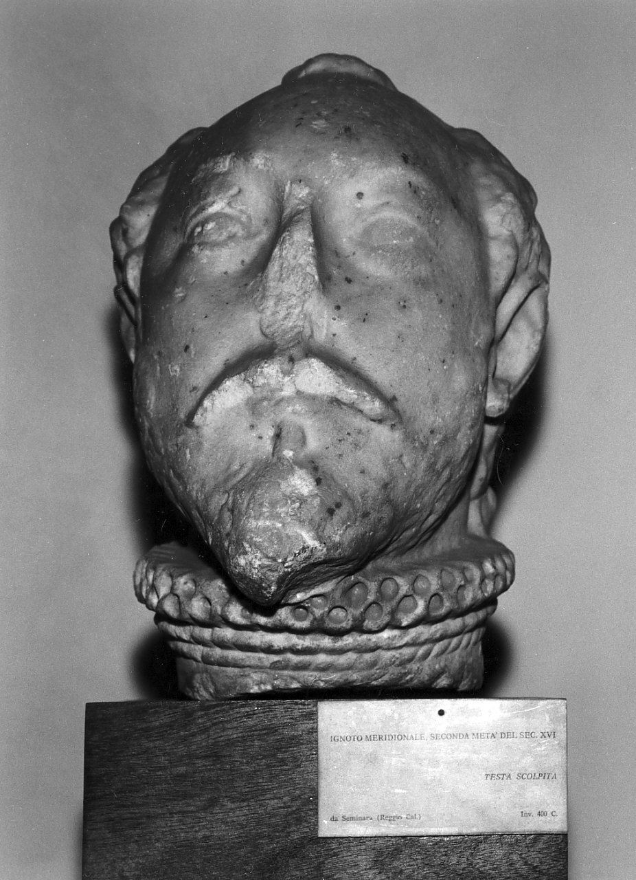Carlo II Spinelli, testa d'uomo (scultura, opera isolata) - bottega Italia meridionale (seconda metà sec. XVI)