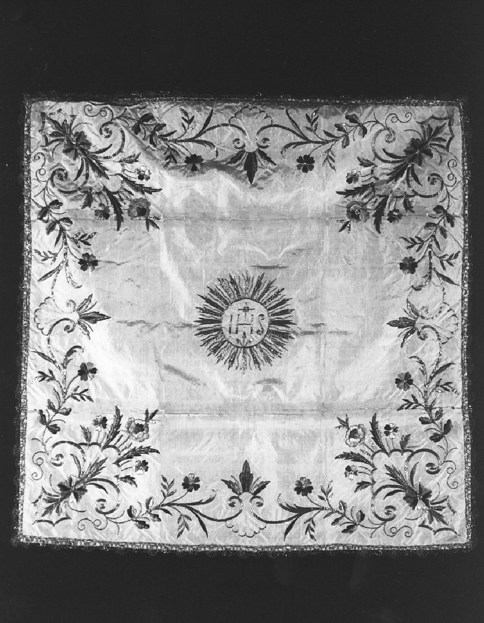 velo omerale, opera isolata - manifattura napoletana (seconda metà sec. XVIII)